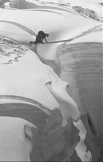Crossing crevasse 53