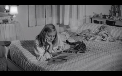 "Pussycat! Pussycat....!"  Lolita eat your heart out.