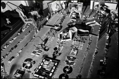 The Wall - Geldof on floor